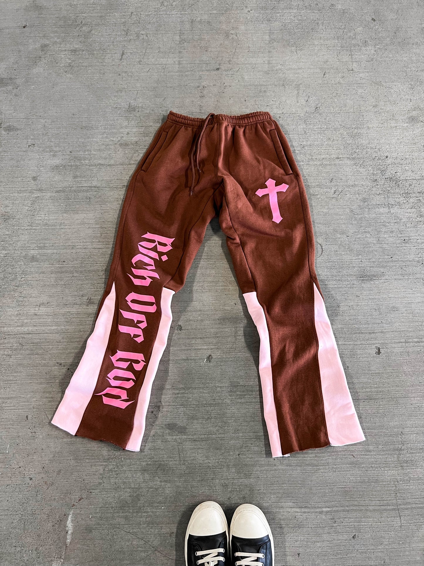 Rich Off God Flare Sweatpants - Chocolate Strawberry